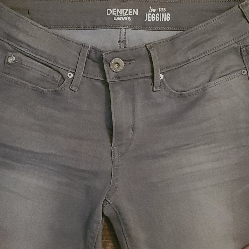 Jeans - Picture 2 of 2